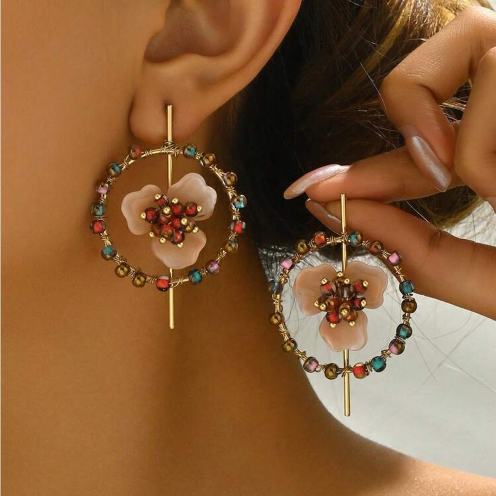Floral Hoop‎ Earrings with Multicolor Beads